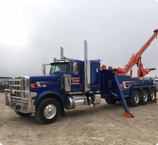 Harolds Towing Truck image